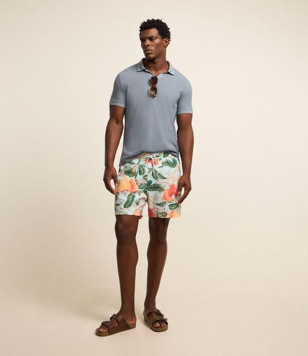 Bermuda de Banho em Microfibra com Estampa de Folhagem com Caju - 1