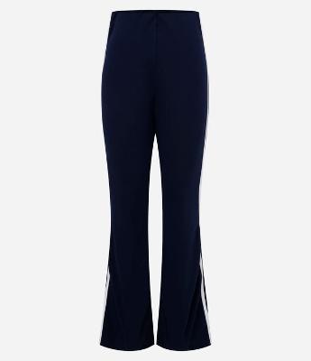 Calça Flare em Ponto Roma com Friso na Lateral