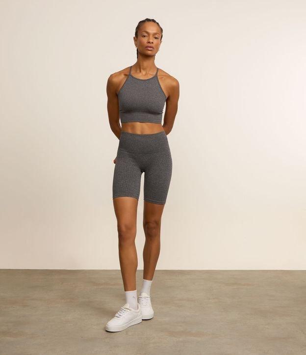 Bermuda Esportiva Canelada Seamless com Cintura Alta - 2