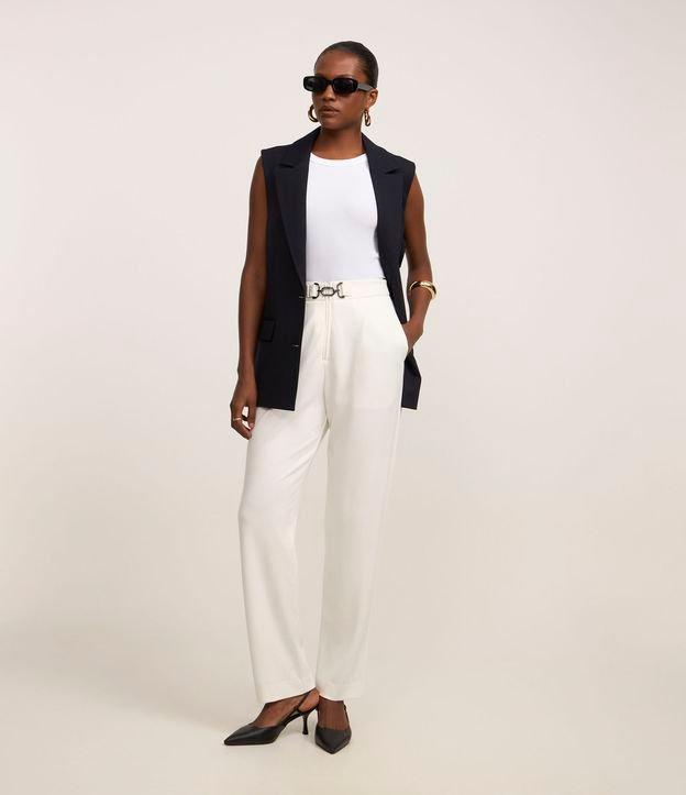 Calça Reta Cintura Alta com Fivela em Ponto Roma - 2