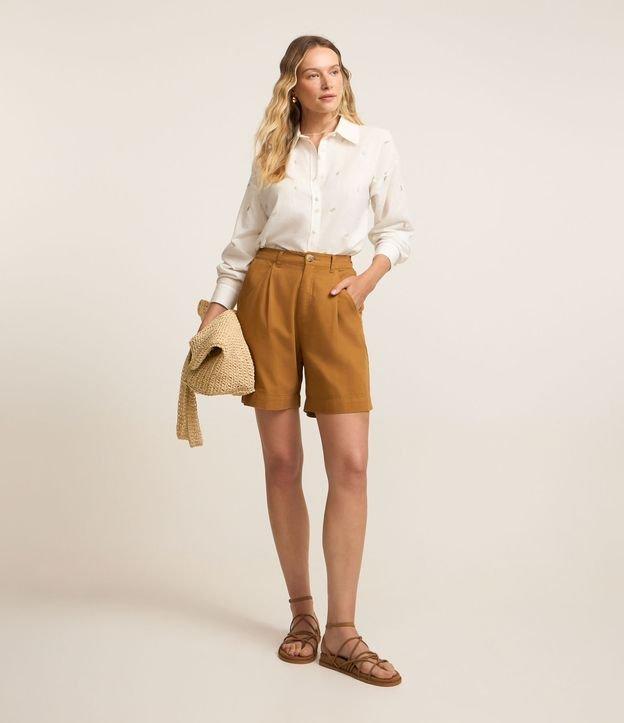 Bermuda em Sarja com Cós Elástico e Pregas - 1