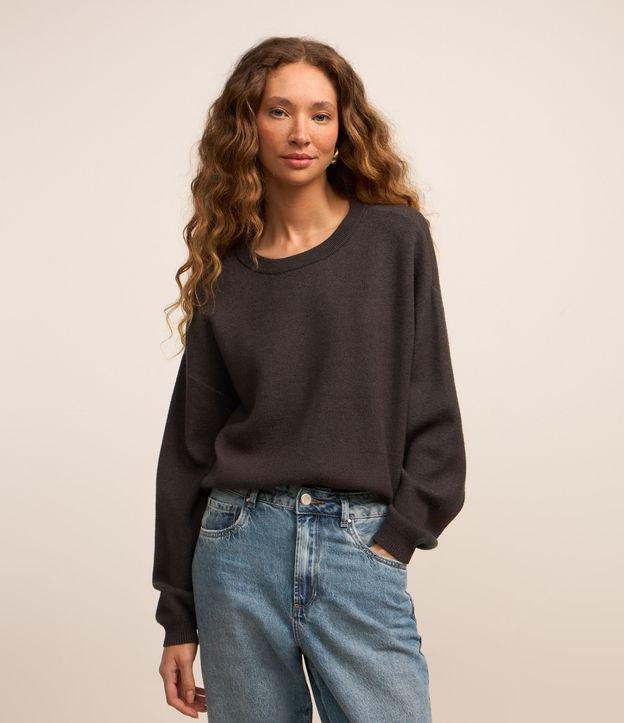 Suetér Curto em Tricô com Cava Deslocada - 1