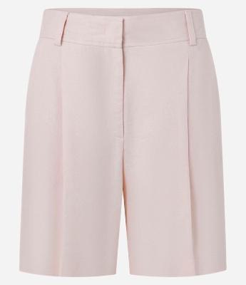 Bermuda em Viscolinho com Pregas e Passador de Cinto