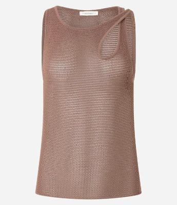 Blusa em Tricô com Vazado e Detalhe na Alça