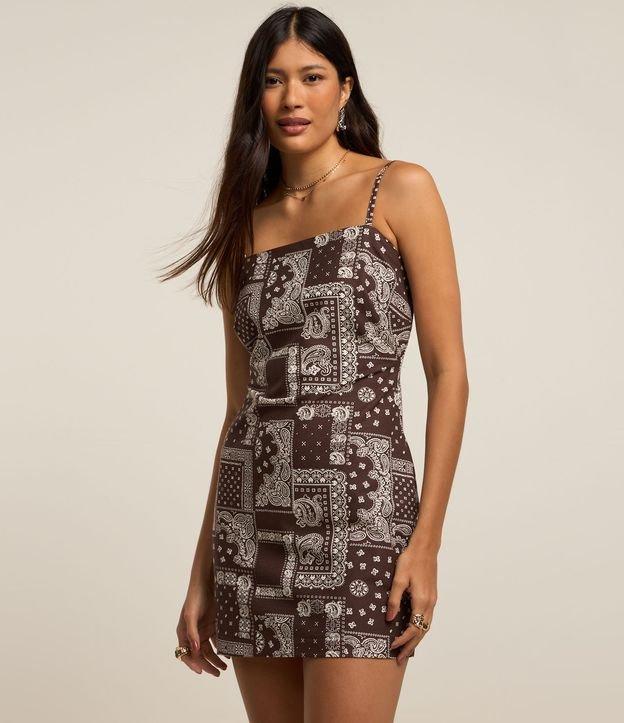 Vestido Curto em Viscolinho com Estampa Lenço - 2