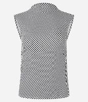 Blusa Manga Curta em Moletinho com Estampa de Listras - 1