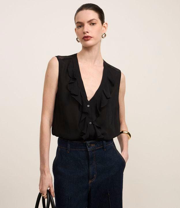 Blusa Sem Manga em Chiffon com Botões Frontais - 3