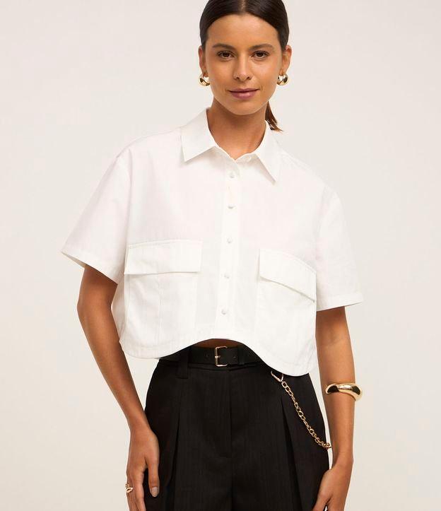 Camisa Manga Curta em Tricoline com Barra Assimétrica - 2