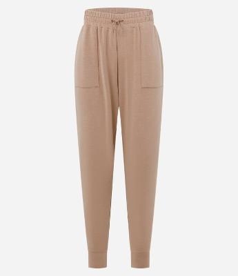 Calça Jogger Esportiva em Microfibra com Cós Elástico