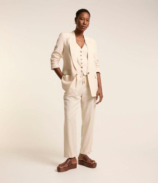 Colete em Viscolinho com Fechamento por Botões Contrastantes - 2