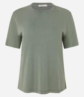 Blusa T-shirt em Algodão com Lavagem Estonada