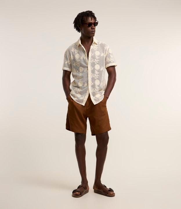 Camisa Regular em Tricô com Textura e Estampa Bordada Floral - 3