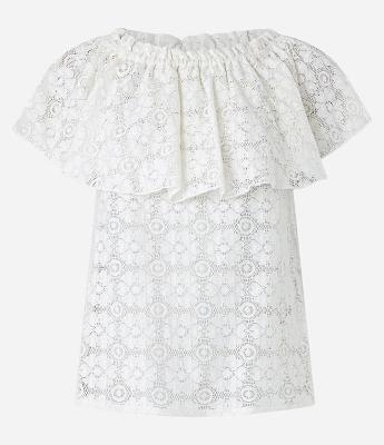 Blusa Manga Curta em Laise com Babado no Decote Ombro a Ombro