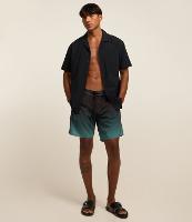 Bermuda em Microfibra com Cós Fixo e Estampa Degrade - 2