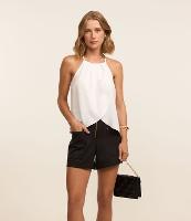 Blusa Sem Manga em Crepe com Gola Halter e Frontal Transpassada - 1