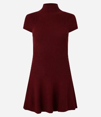 Vestido Curto em Tricô com Golinha