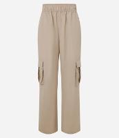 Calça Reta Esportiva em Poliamida com Cós Elástico e Bolsos Cargo Laterais - 1