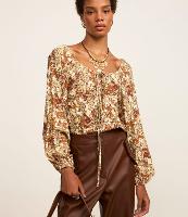 Blusa em Viscose com Amarração na Gola e Estampa Abstrata - 2