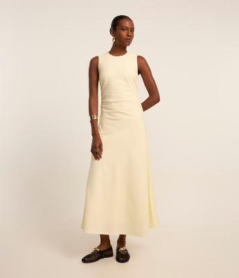 Vestido Midi Evasê sem Manga em Bengaline com Detalhe Drapeado