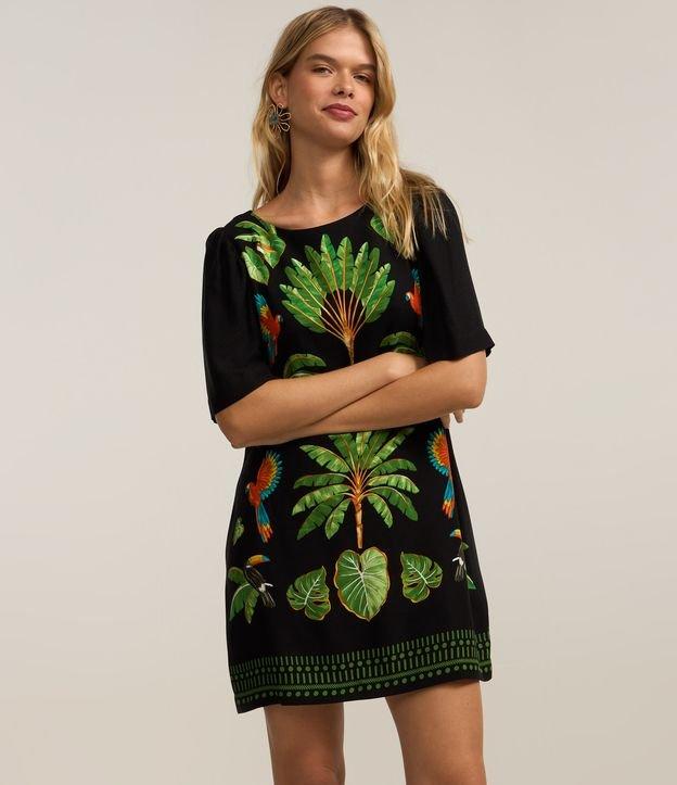 Vestido Curto em Viscose com Estampa Tropical - 2