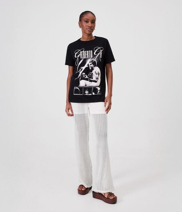 Camiseta Alongada em Algodão com Estampa Gilberto Gil - 1