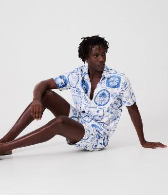 Camisa Comfort Texturizada com Estampa Andar com Fé Gilberto Gil