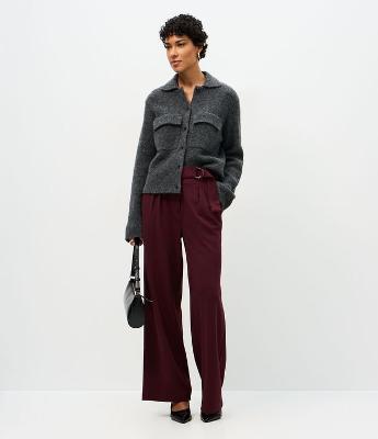 Calça Wide Leg em Crepe Cós com Fivela