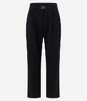 Calça Cenoura em Crepe com Cinto Fino com Fivela - 1