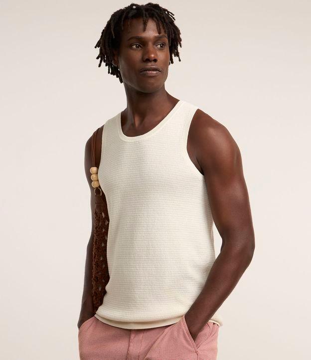 Regata em Tricô com Textura Aberta - 1