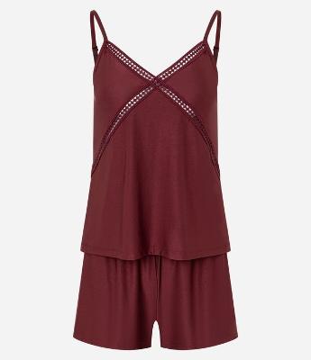 Pijama Short Doll em Microfibra com Alça Fina e Detalhes Aviamento