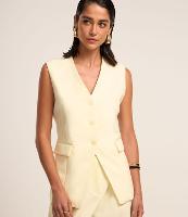 Colete Alfaiataria Alongado com Bolsos Frontais e Detalhe em V na Barra - 1