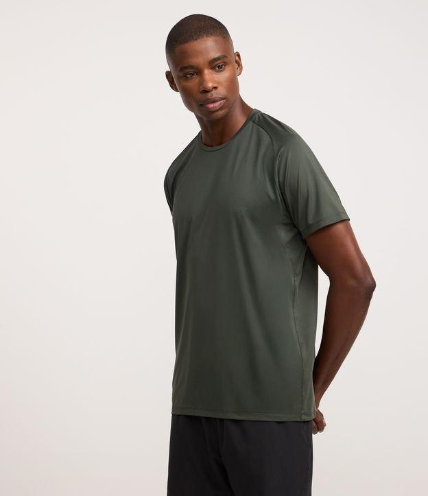 Camiseta Esportiva em Tecnologia Dry com Estampa Laser Curt e Cava Raglan - 2
