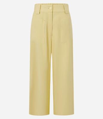 Calça Pantacourt com Amarração Frontal