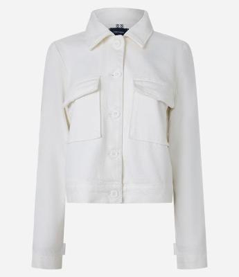 Jaqueta Trucker Curta em Sarja com Bolsos Cargo e Aleta