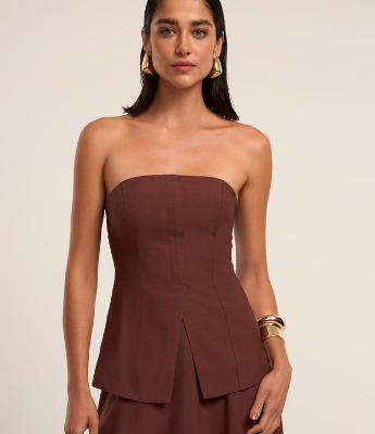 Blusa Tomara Que Caia Alfaiatada com Lastex nas Costas