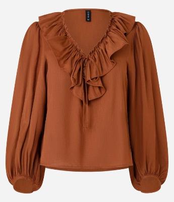 Blusa Bata em Viscose com Babados