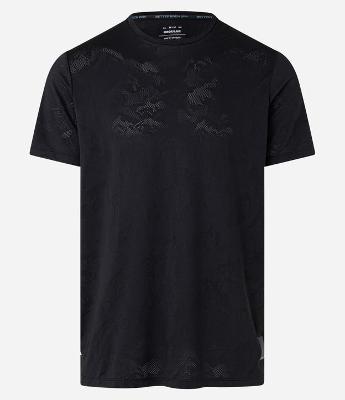 Camiseta Esportiva em Tecnologia Dry com Estampa Jacquard