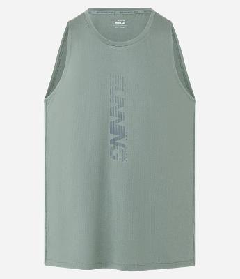 Regata Esportiva em  Tecnologia Dry Estampa  Lettering Vertical