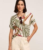 Blusa T-Shirt em Viscose com Estampa Folhagem - 2
