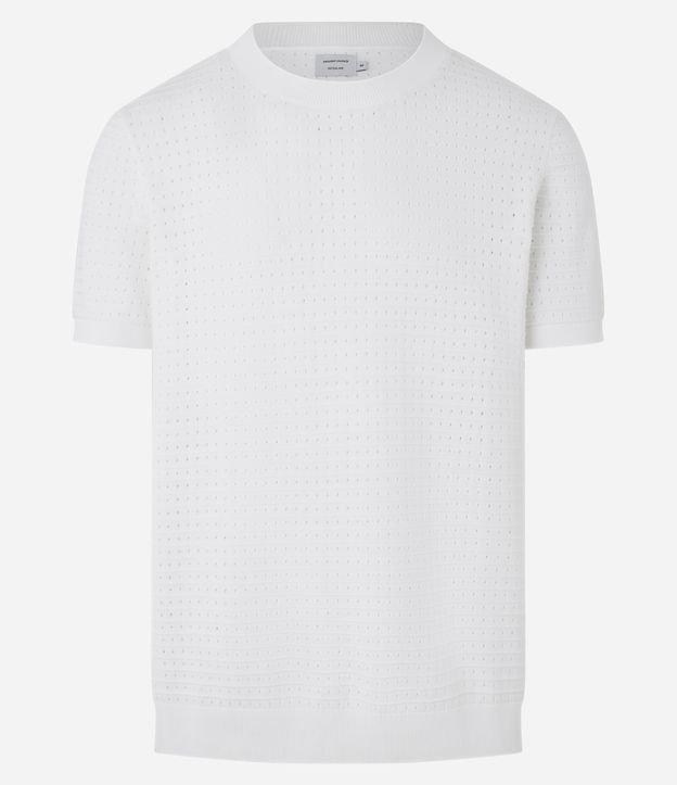 Camiseta Regular em Algodão com Textura em Furinhos - 1
