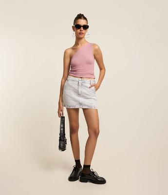 Saia Curta em Jeans com Bolso Faca