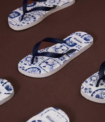 Chinelo com Estampa Andar com Fé Gilberto Gil