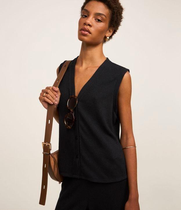 Blusa Alongada e Texturizada com Botões - 2