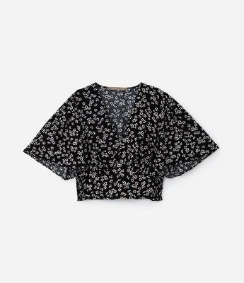 Blusa em Crepe Floral Liberty com Lastex Curve & Plus Size