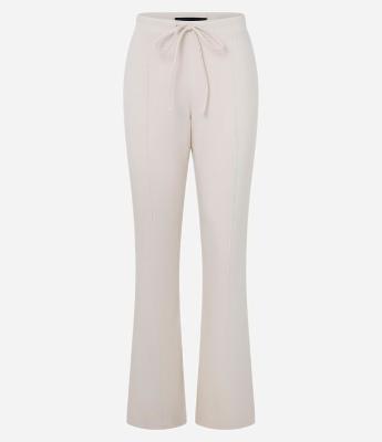 Calça Flare Alfaiataria em Viscose com Amarração