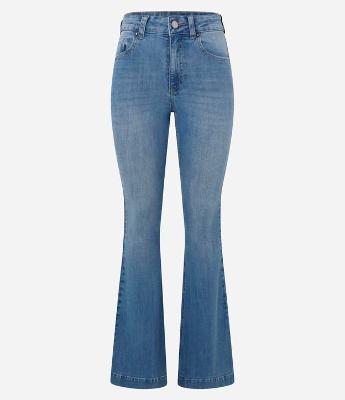 Calça Flare em Jeans com Elastano e Cintura Alta