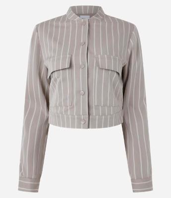 Jaqueta Bomber em Alfaiataria com Listras e Botões