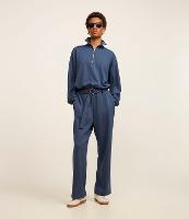 Calça Reta em Viscose com Faixa e Fivela - 2