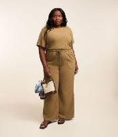 Calça Pantalona em Sarja Leve e Amarração Curve & Plus Size - 1