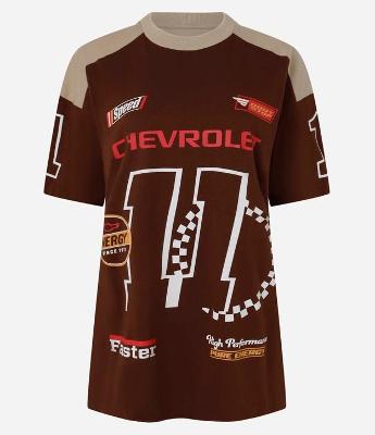 Camiseta Oversized com Recorte Contrastante e Estampa Chevrolet